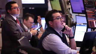 الذهب في قمة تاريخية جديدة.. أسعار النفط ترتفع بفعل توترات المنطقة