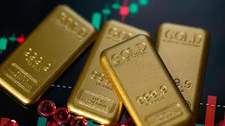 في ظل ارتفاع أسعار الطاقة.. الذهب ينخفض والدولار يتراجع