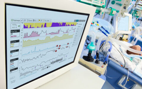 ‏ Hospinorm تُدخل تكنولوجيا الذكاء الاصطناعي المعتمدة من هيئة الغذاء والدواء الأمريكية (FDA) من Etiometry لتحويل رعاية الحالات الحرجة في دولة الإمارات العربية المتحدة